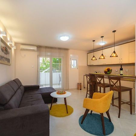 Apartmani Tref Petrovac Екстериор снимка