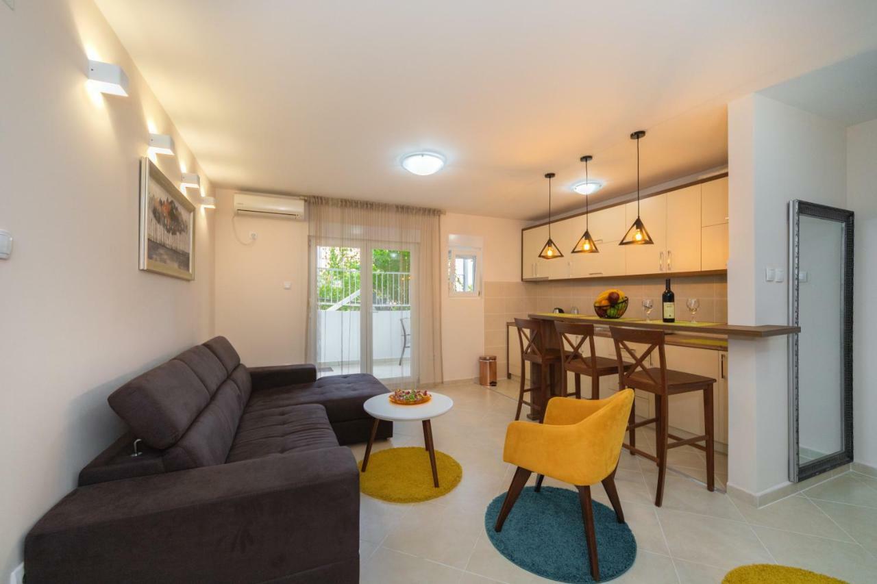 Apartmani Tref Petrovac Екстериор снимка