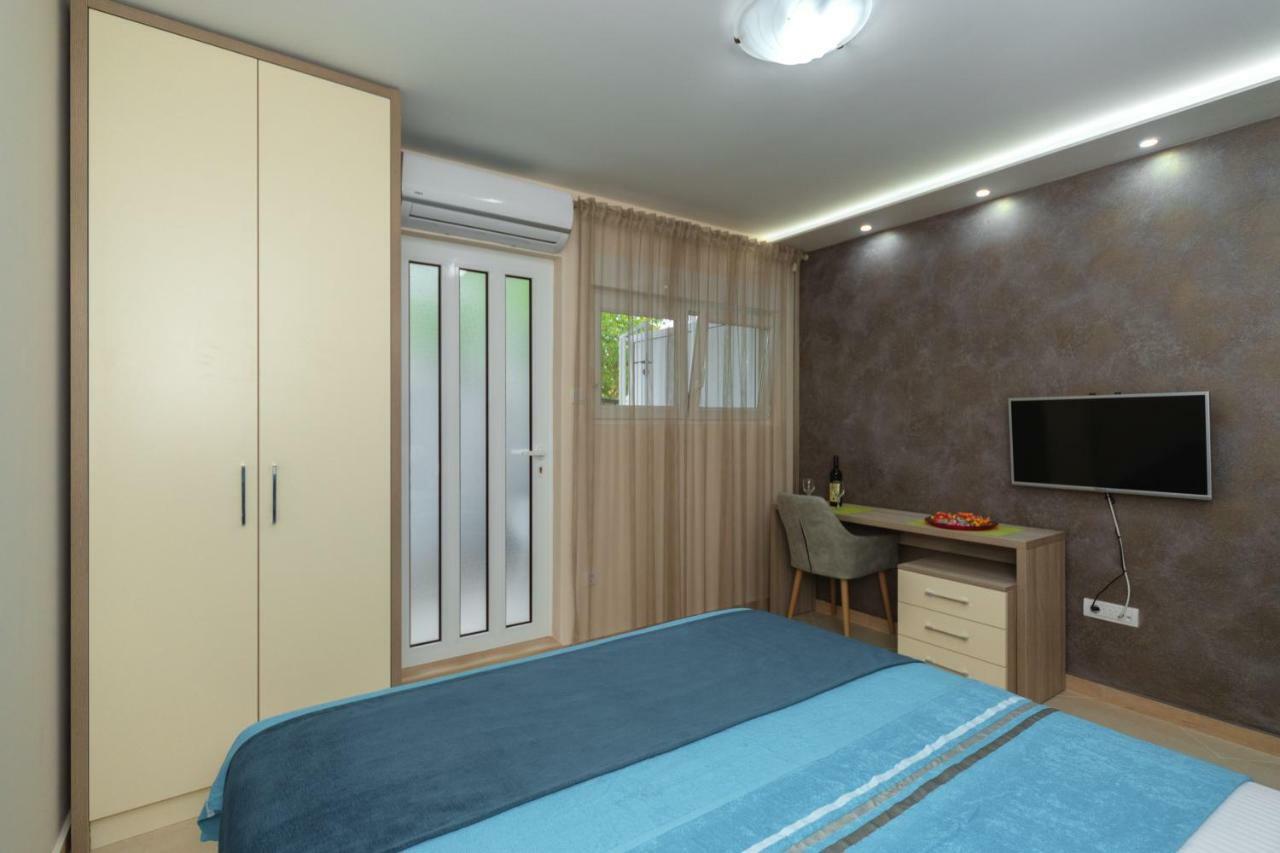 Apartmani Tref Petrovac Екстериор снимка