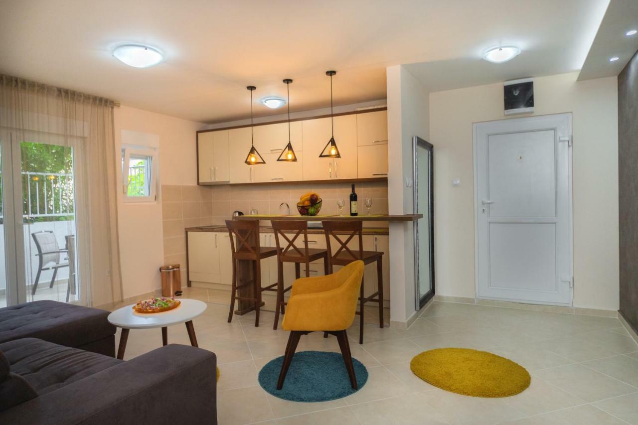 Apartmani Tref Petrovac Екстериор снимка